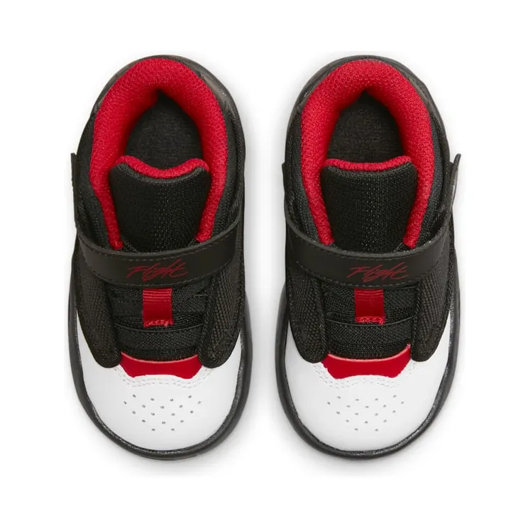 air-jordan-max-aura DQ8402-061