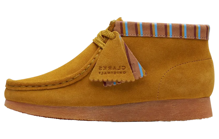 Clarks Wallabee Boot PS “Mustard” (26175093)
