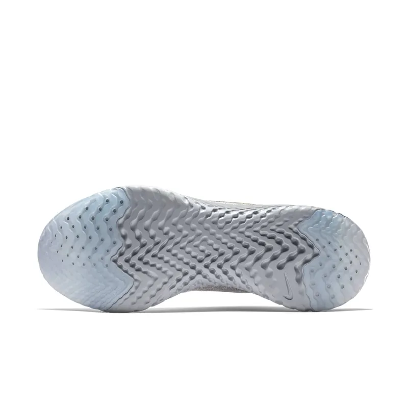 Nike Epic React Flyknit Vast Grey Metallic Gold (W) Vast Grey/Metallic Gold-Metallic Platinum-Gunsmoke-Atmosphere Grey (AV3048-070)