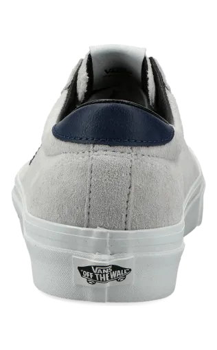 vans-style VN0A7Q5AJVY1