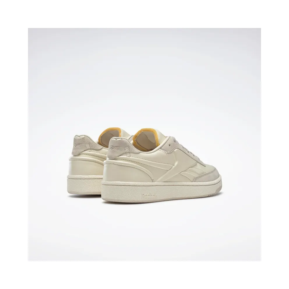 Reebok Victoria Beckham Club C Shoes Classic White / Stucco / Classic White (H05923)