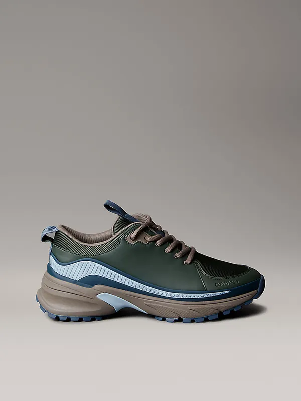 Calvin Klein Trailblazer – Leather Runner “THYME/TAUPE SMOG” (YM0YM0141702M)
