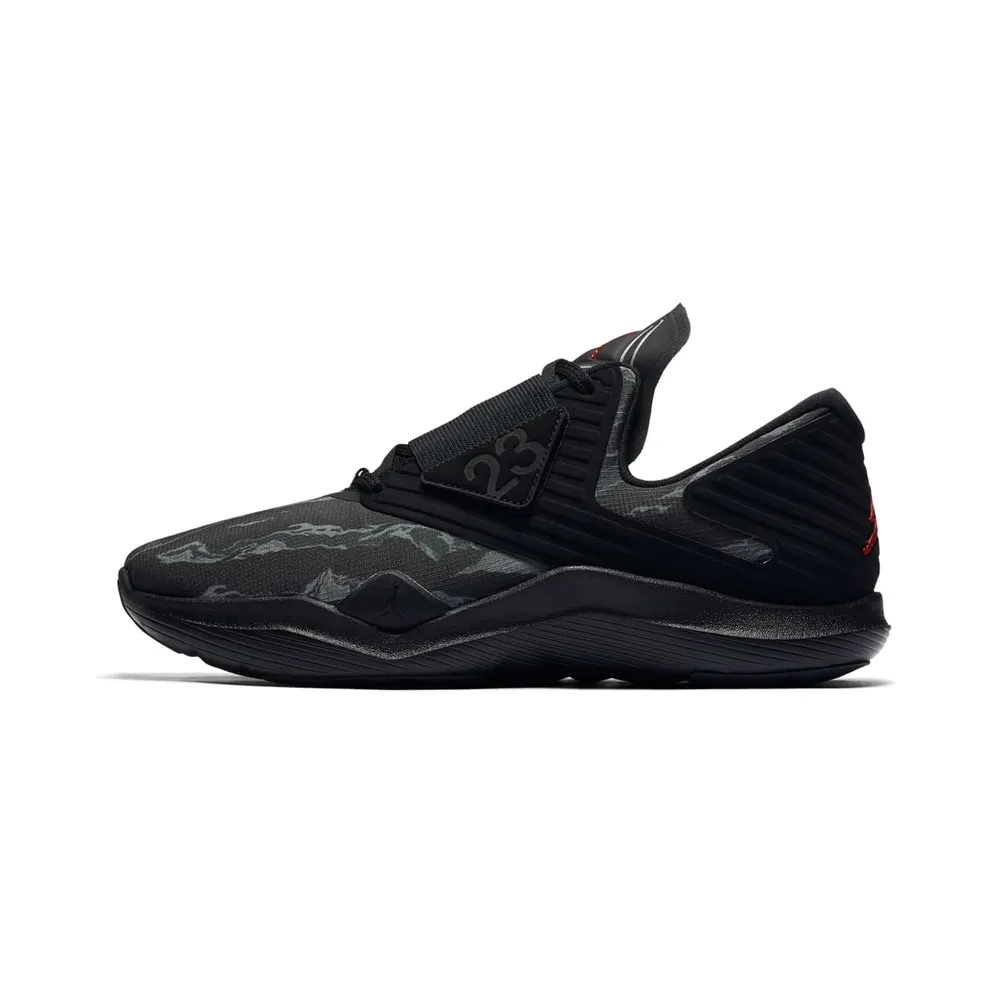 Jordan Relentless “Black Gym Red” (AJ7990-006)