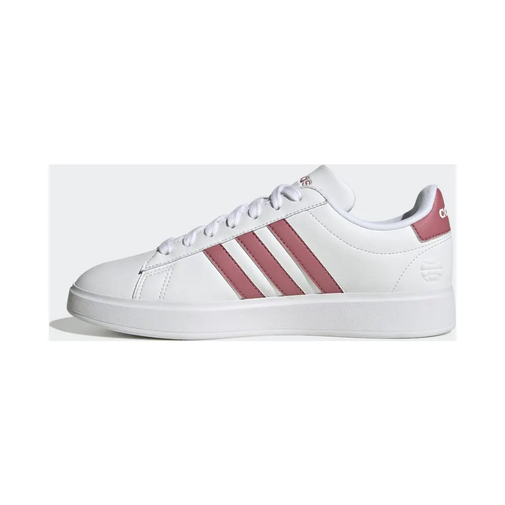 adidas Grand Court 2.0 “Cloud White / Pink Strata / Cloud White” (HP2537)
