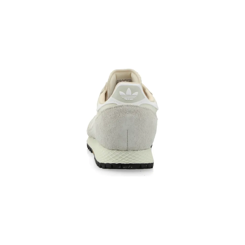adidas New York “Beige” (wonwhi / ftwwht / alumin) – ID9211