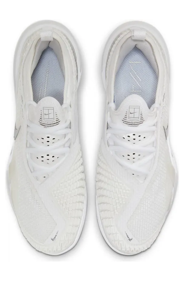nikecourt CV0742-100