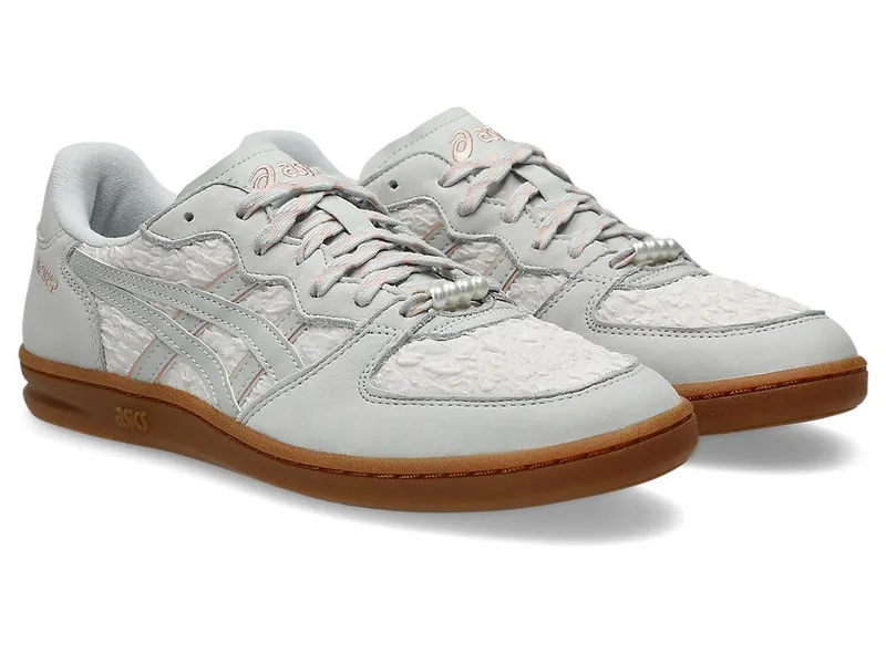 ASICS SKYHAND OG “Blush / Glacier Grey” (1203A880-700)