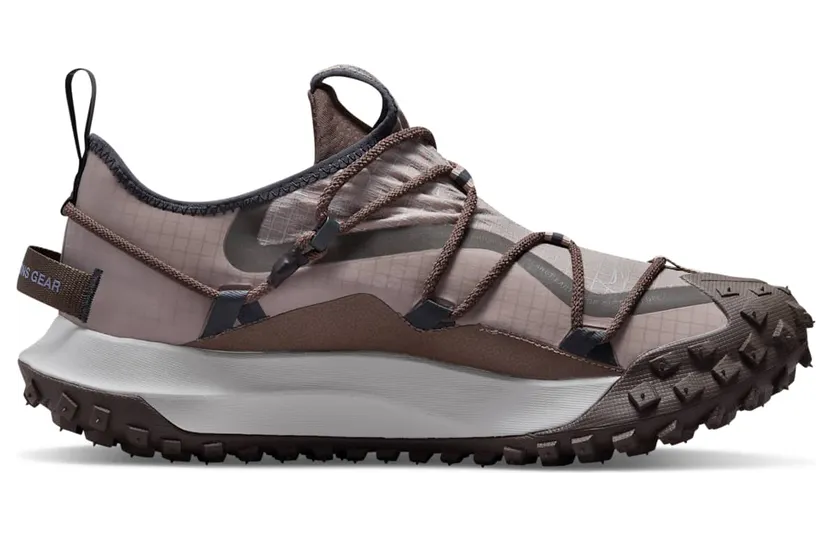 nike-acg DQ1979-001