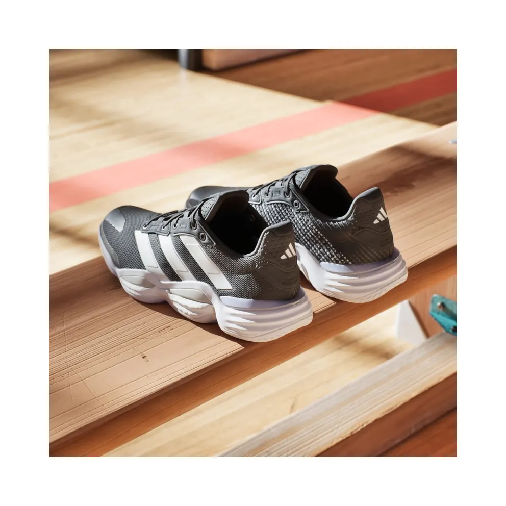 Adidas Stabil 16 Indoor Core Black / Cloud White / Cloud White (IH5556)