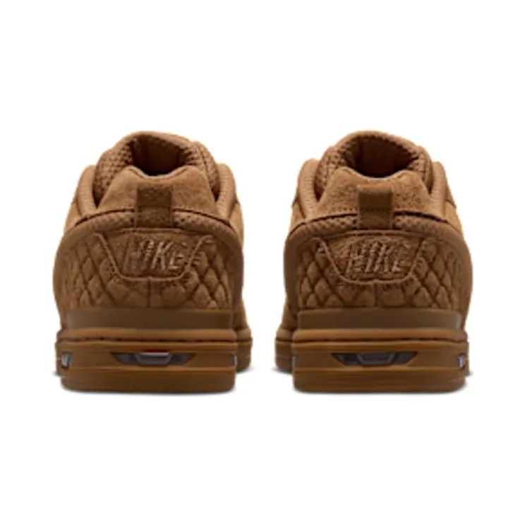 nike-sneaker IQ6827-200