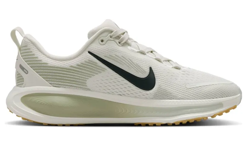 nike-vomero-18 HQ2157-011