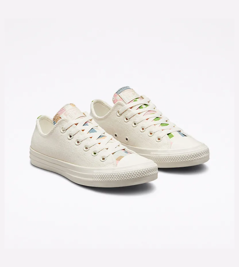 converse-chuck-taylor-all-star 572703C