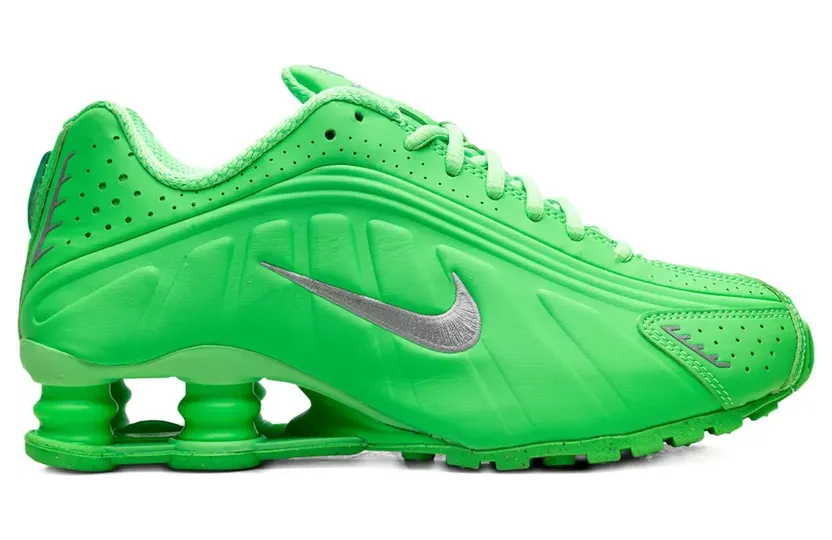 Nike Shox R4 Green Strike sneakers – Groen (HV0839)