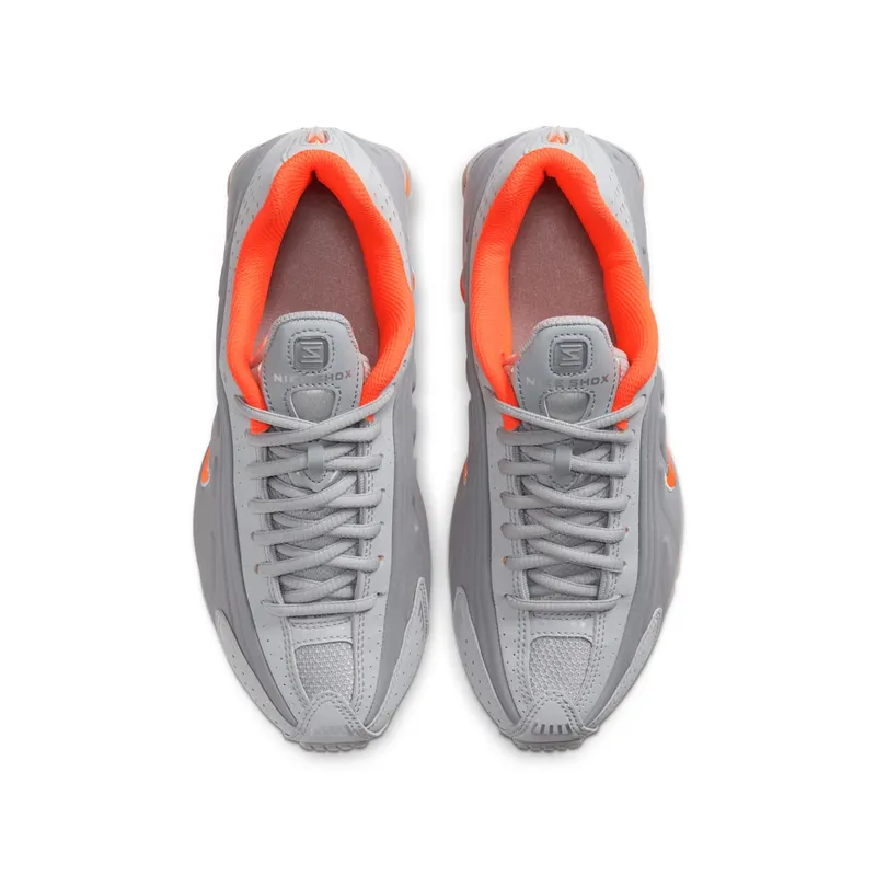 Nike Shox R4 Light Smoke Grey (GS) Light Smoke Grey/Particle Grey/Metallic Silver (CW2626-001)