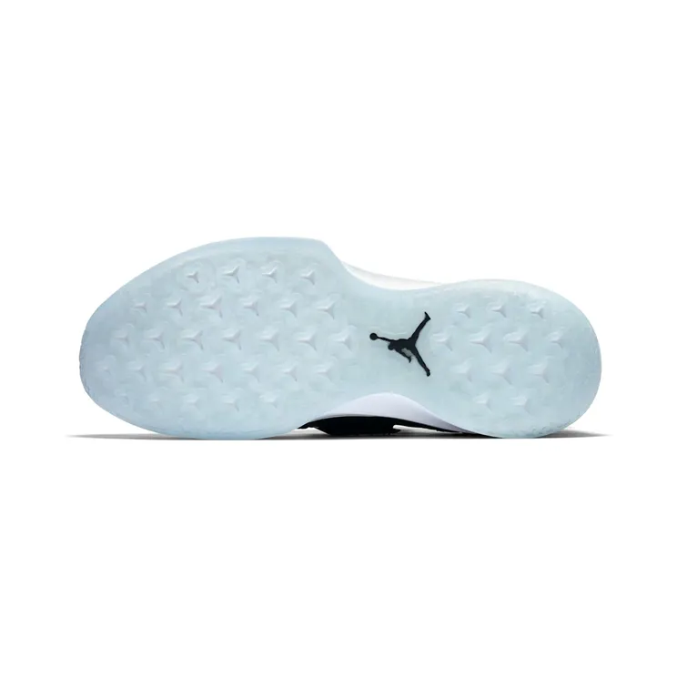 jordan-trainer 921210-010