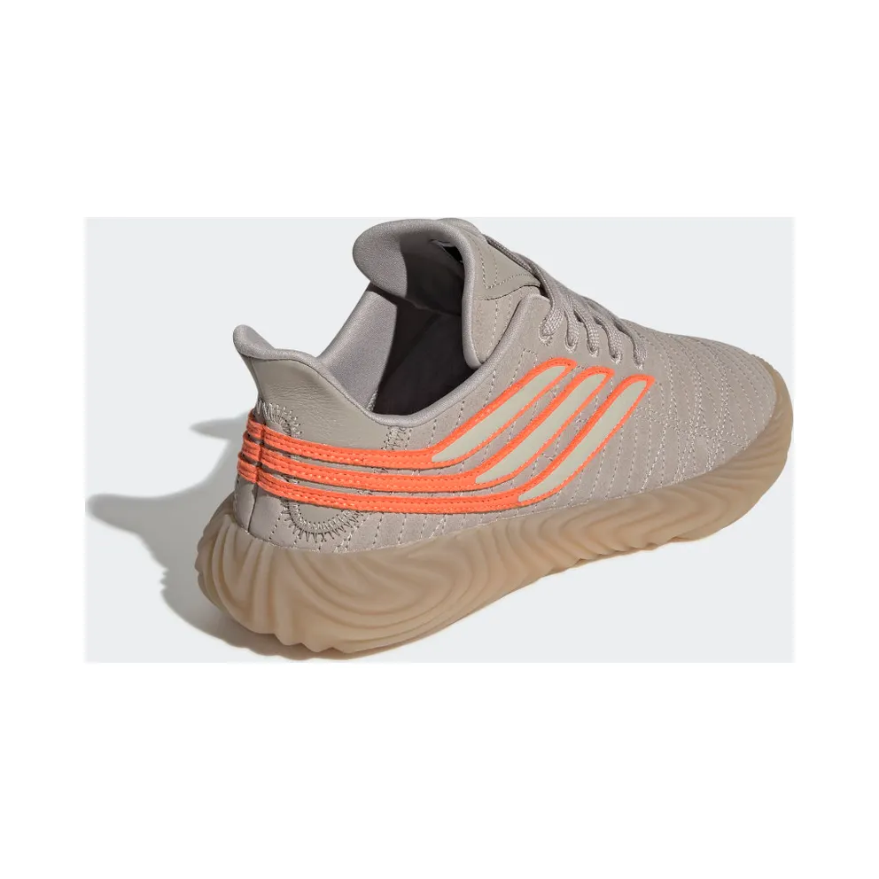 adidas Sobakov Light Brown / Gum 3 / Gum (EE5620)