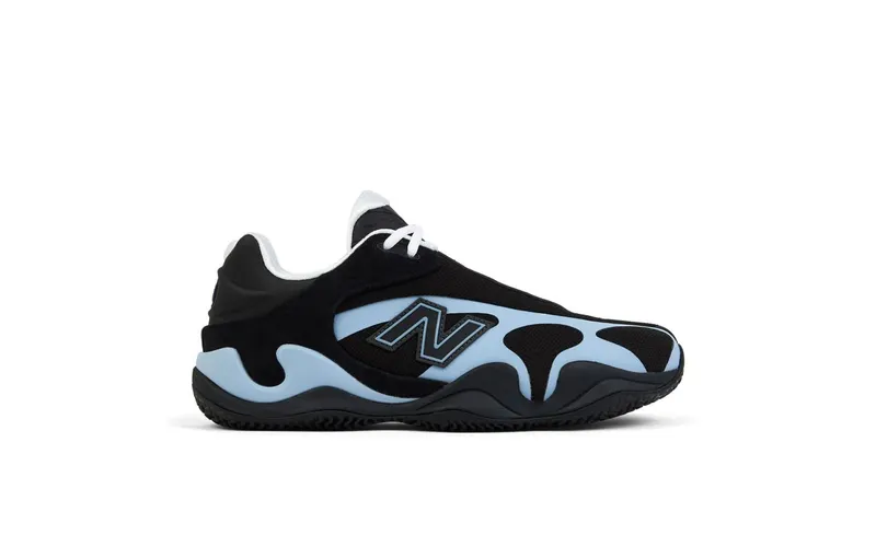 New Balance Maxey v1 (UMAX2NK): de eerste signature van Tyrese Maxey