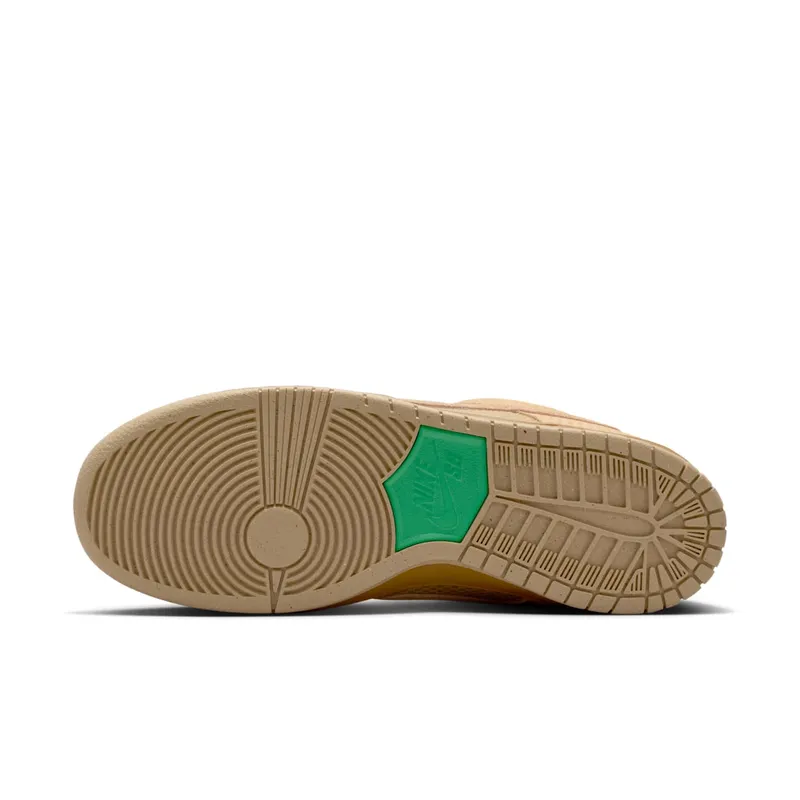 Nike SB Dunk Low “Som Tum” (IB6206-701)