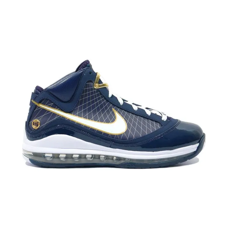 Nike LeBron 7 University of Akron