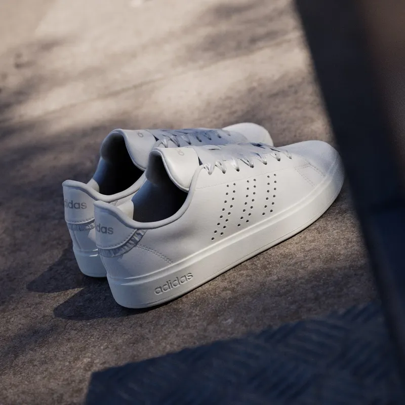 Adidas ADVANTAGE 2.0 Shoes Core White / Core White / Cyber Metallic (KJ2120)