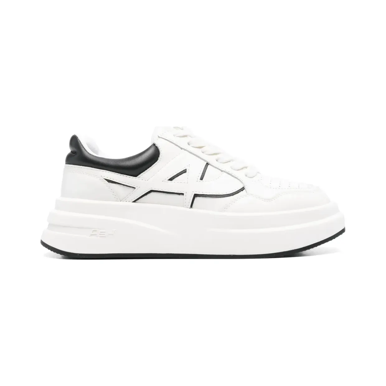 Ash Icone “White” (S25ICONE02)