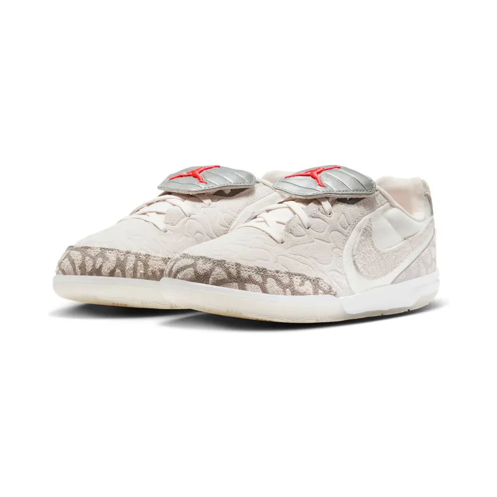 Air Jordan Soccer Phantom / Infrared 23 / Sail (IQ3773-016)