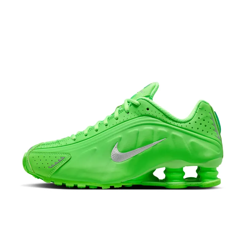 Nike Shox R4 “Green Strike” (HV0839-398)