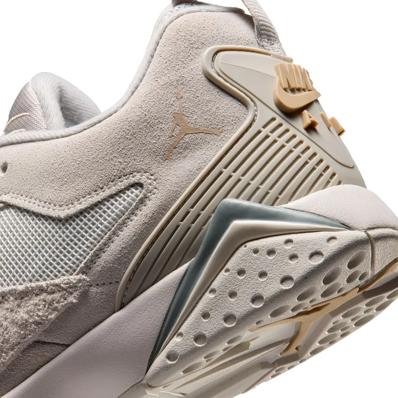 air-jordan-jumpman HQ3950-109