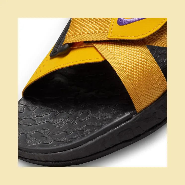 nike-air DO8951-700