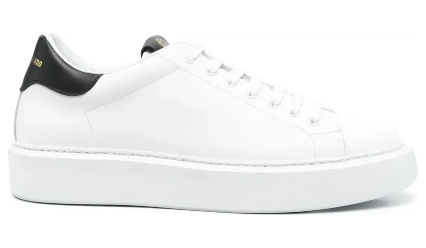 Giuliano Galiano met contrasterend detail “White” (FIRE4NAPPA)