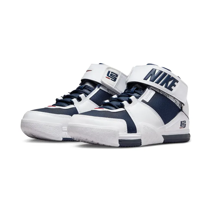 nike-lebron DR0826-100