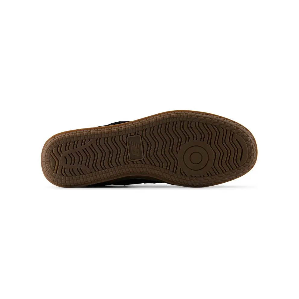 New Balance T500 Black Gum