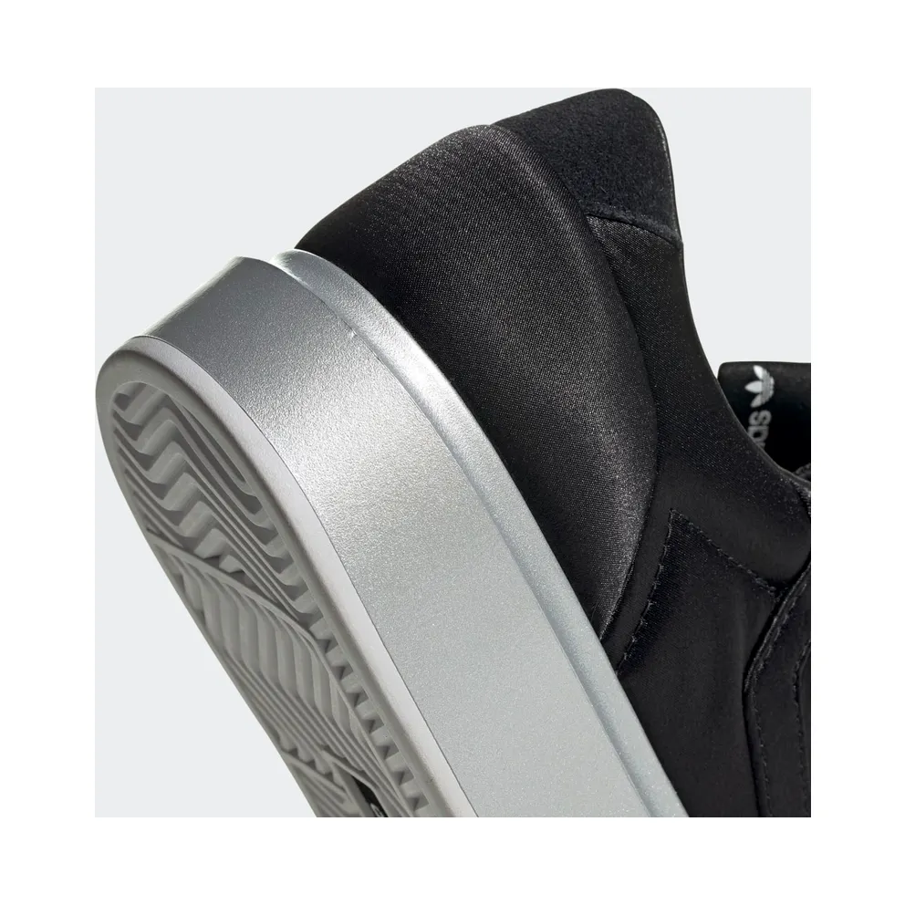 Adidas Sleek Super ‘Black’ Core Black/Silver Metallic/Dash Green (EG7881)