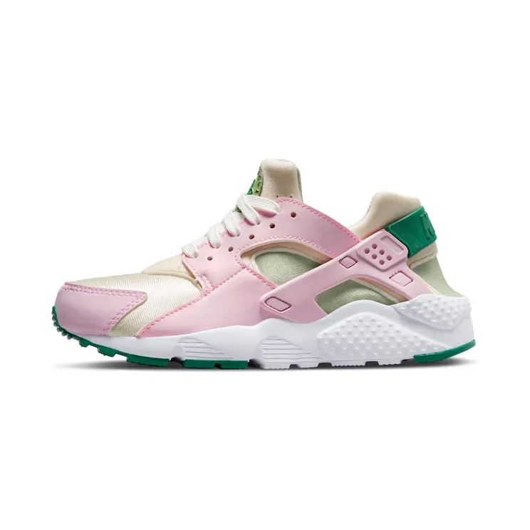 Nike Huarache Run SE “Pink Foam / Sesame / Coconut Milk / Malachite” (DQ0517-600)