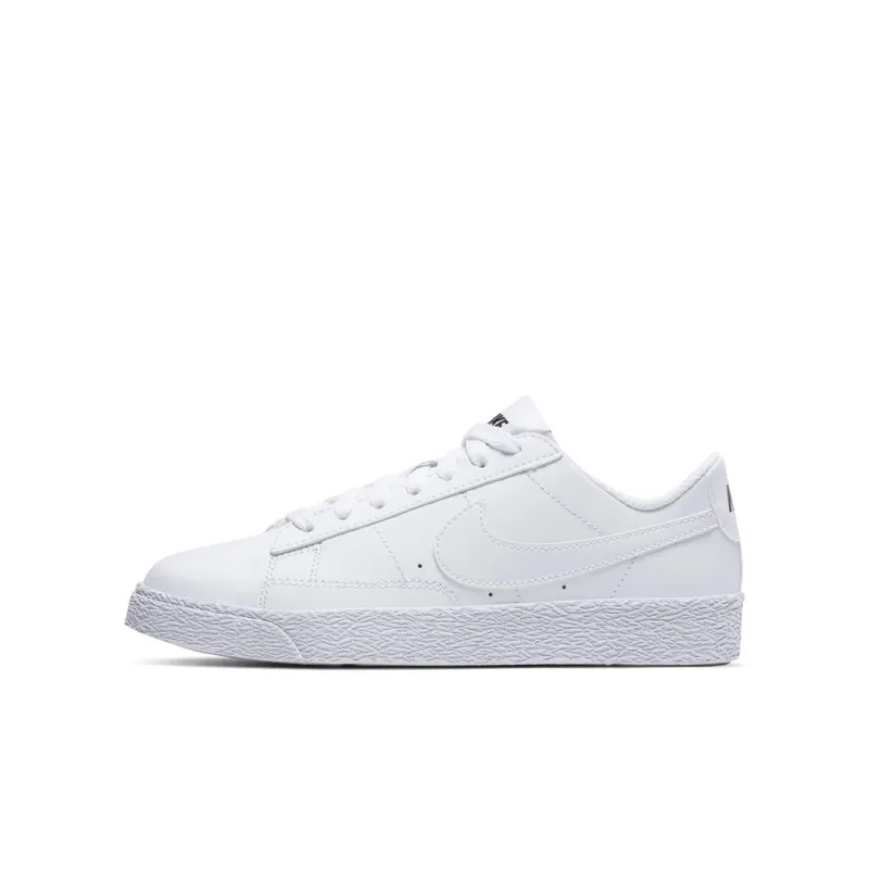Nike Blazer Low Older Kids’ White (555190-102)