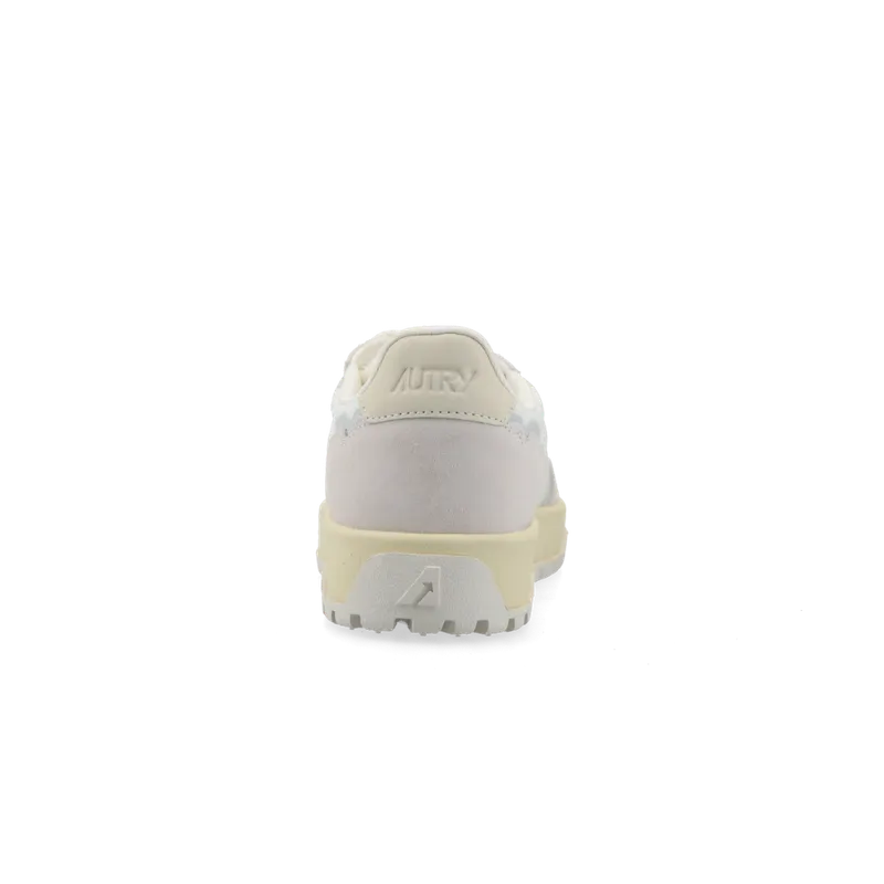 Autry Wildpace Low Man (dragon / nabuk white / marsh) – LDLMAK01