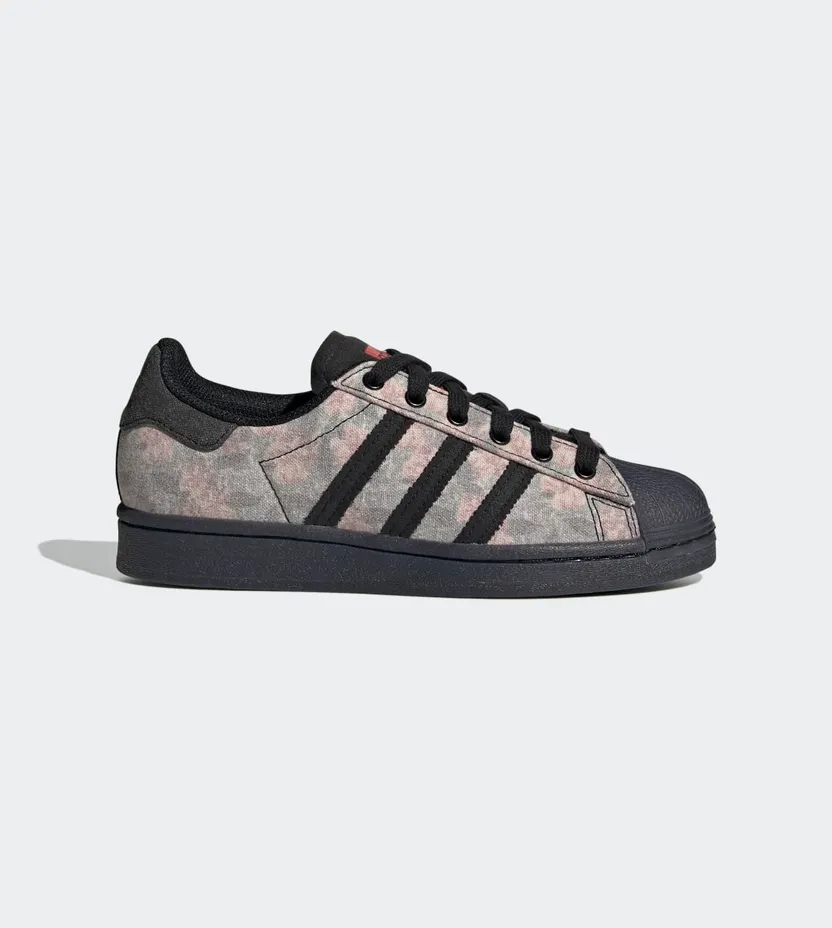 adidas Superstar Core Black / Core Black / Vivid Red (FX5931)