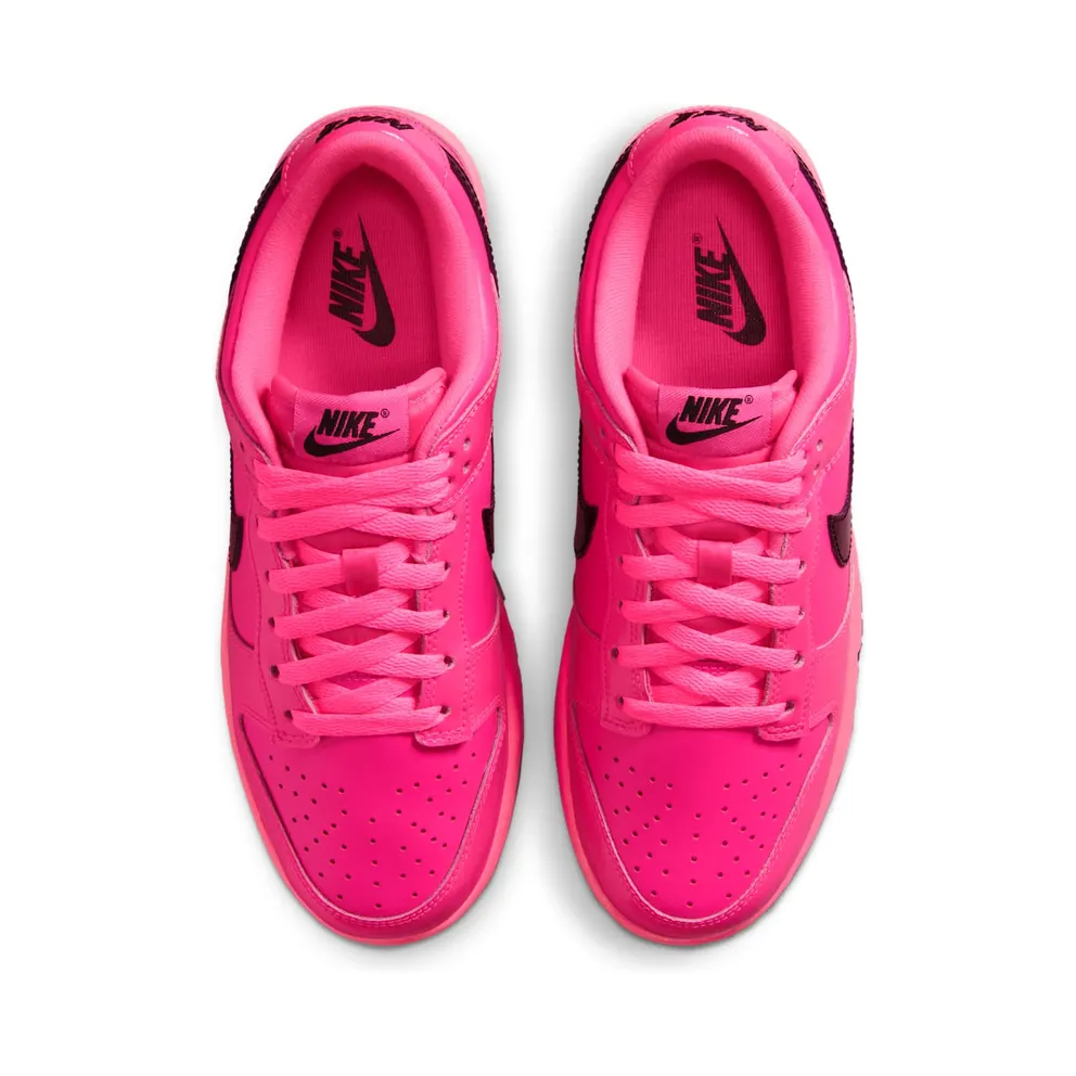 Nike Dunk Low “Pink Blast” (IV2040-600)