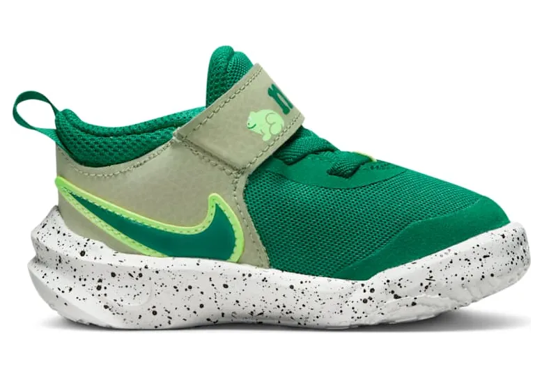 nike-team-hustle DQ0665-300