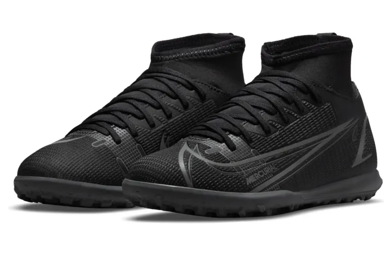 Nike Jr. Mercurial Superfly 8 Club TF Fußballschuh für Kunstrasen für jüngere/ältere Schwarz (CV0795-004)