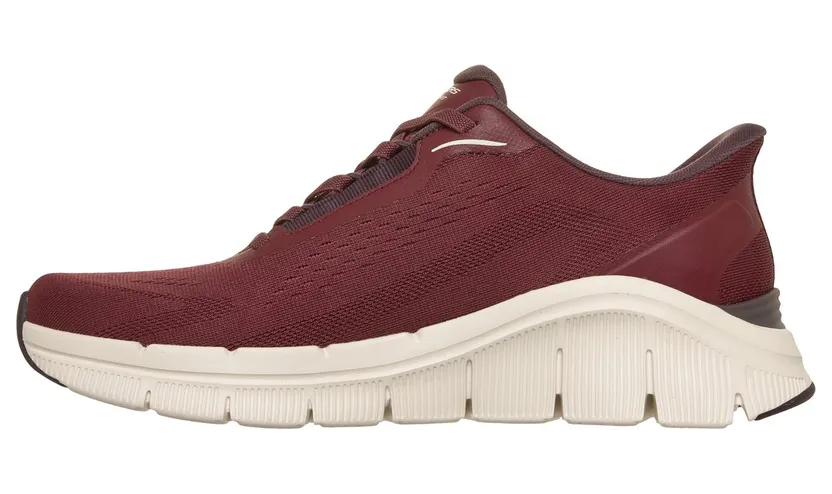 skechers-relaxed-fit 233218_BURG