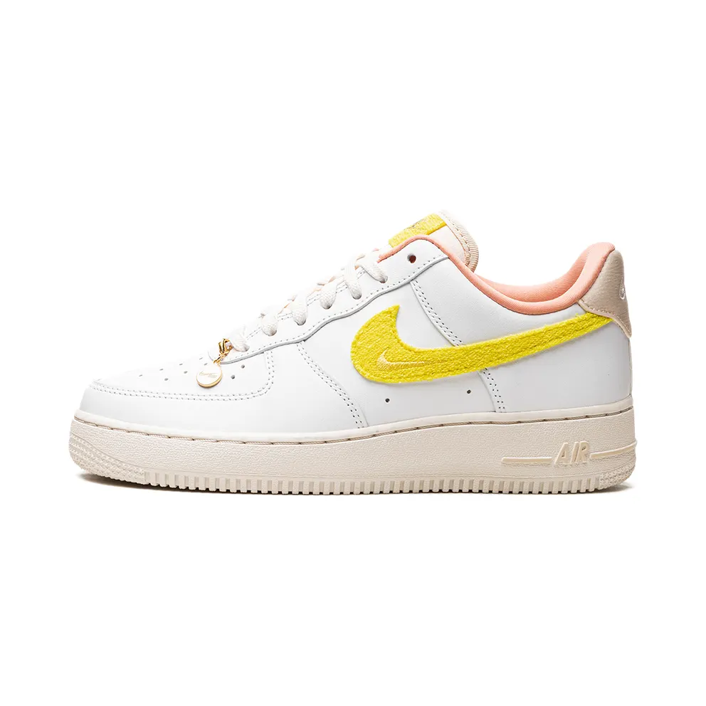 Nike AIR FORCE 1 ’07 LX “Mama” (DV2183-100)