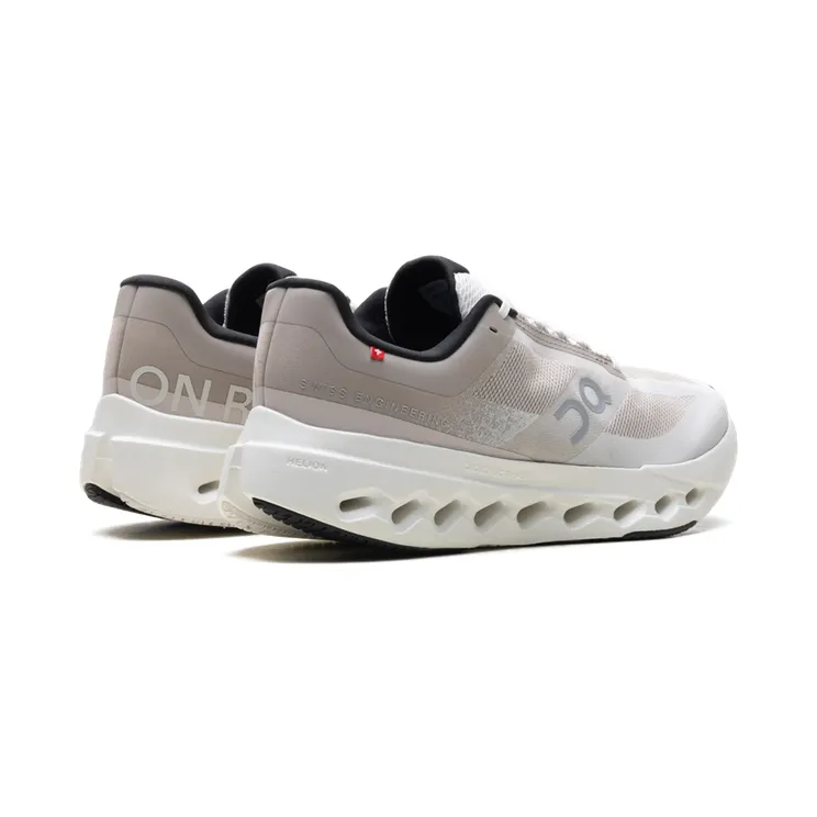 on-cloudsurfer 3ME30023213