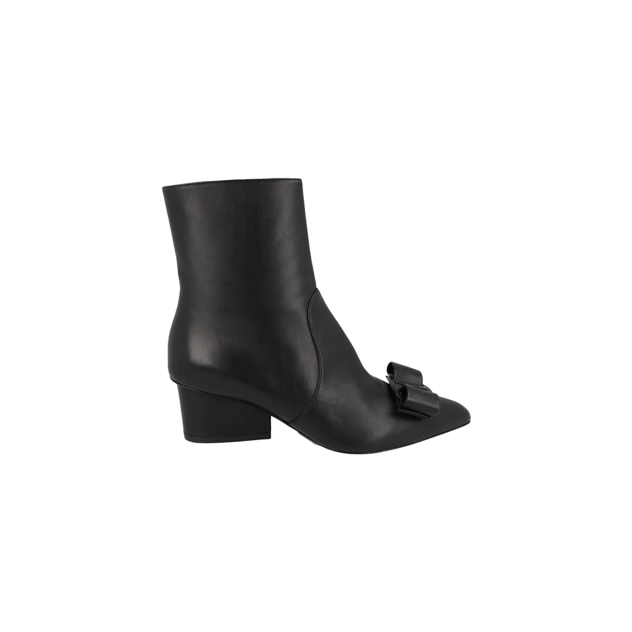 Ferragamo Vince Leather Booties Black (01A619-741022-1C)