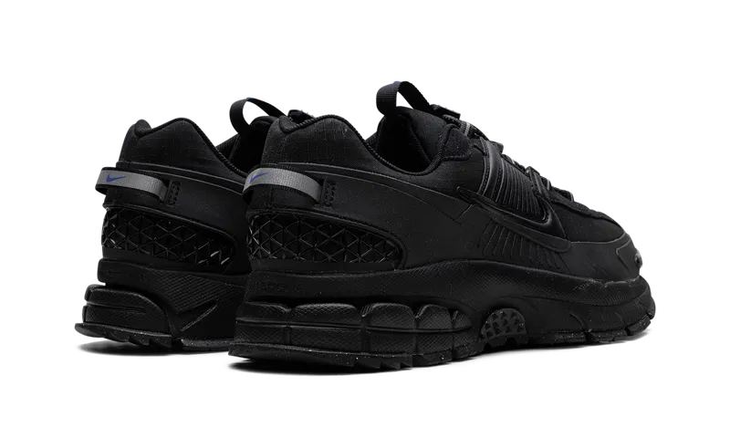 Nike Zoom Vomero Roam “Triple Black” (FV2295-002)