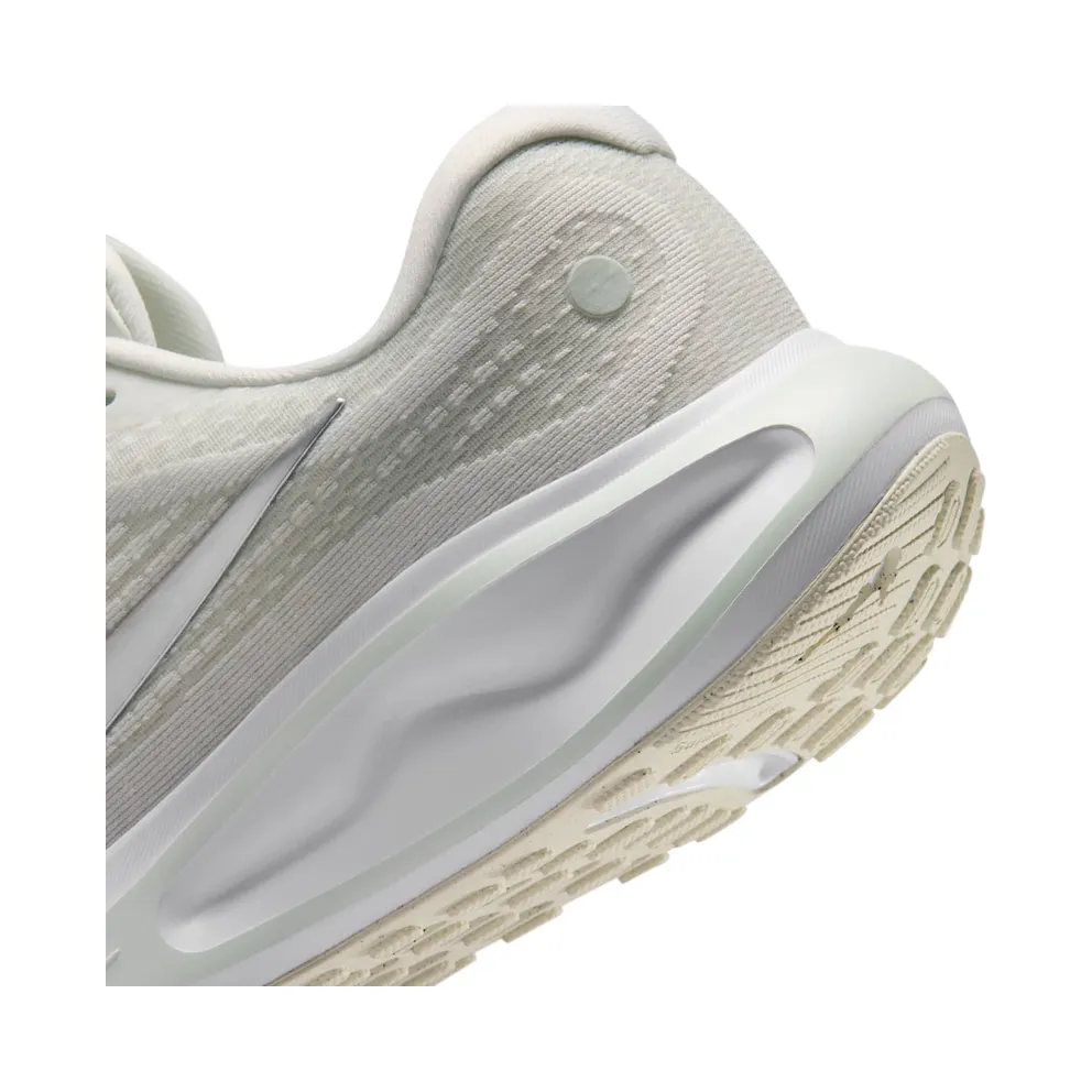 Nike Journey Run Summit White/Barely Green/White/Metallic Silver (FJ7765-122)