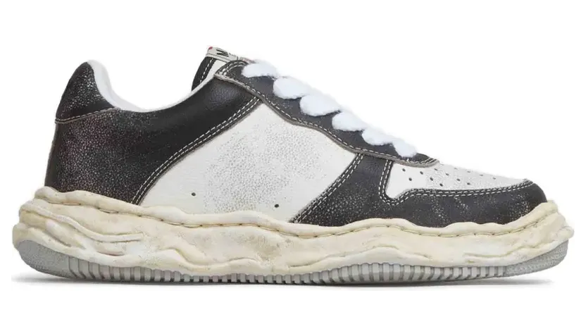 Maison MIHARA YASUHIRO Wayne OG Sneakers mit unregelmäßiger Sohle – Schwarz (A16FW728COWLEATHER100)