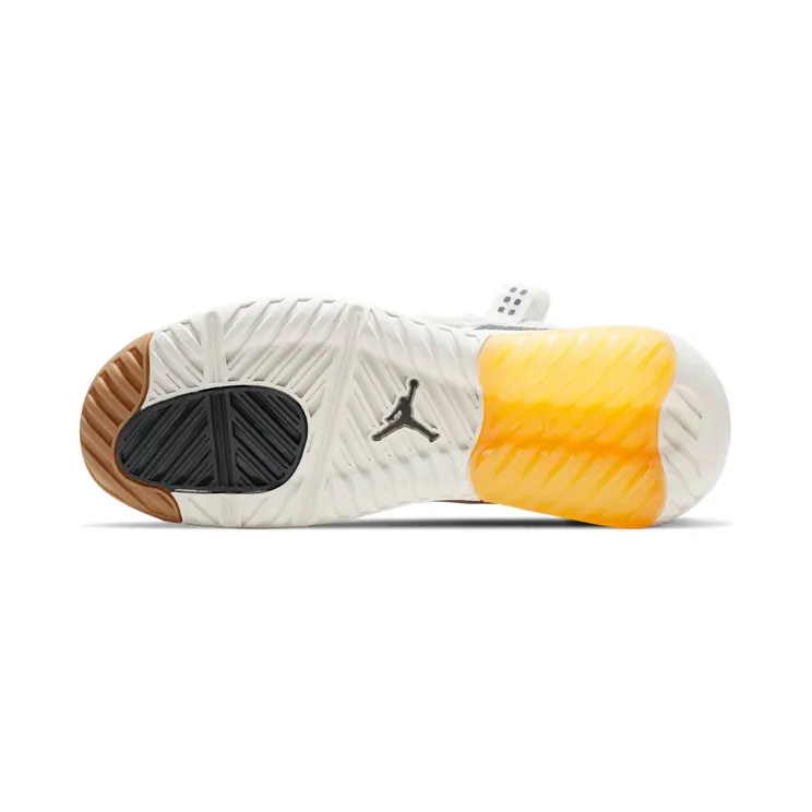 air-jordan-ma2 CV8122-002