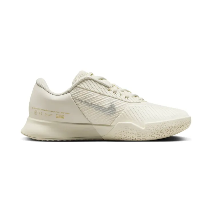 nikecourt FZ1555-100
