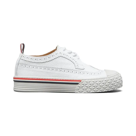 Thom Browne Longwing Collegiate mit Profilsohle “White” (FFD123B00198)